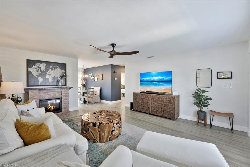 713 Palm View DR DP4 NAPLES, FL 34110