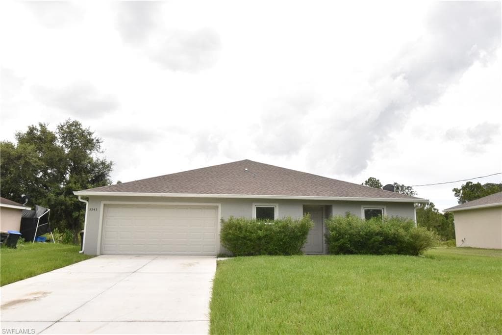 3945 Constitution DR NORTH PORT, FL 34291