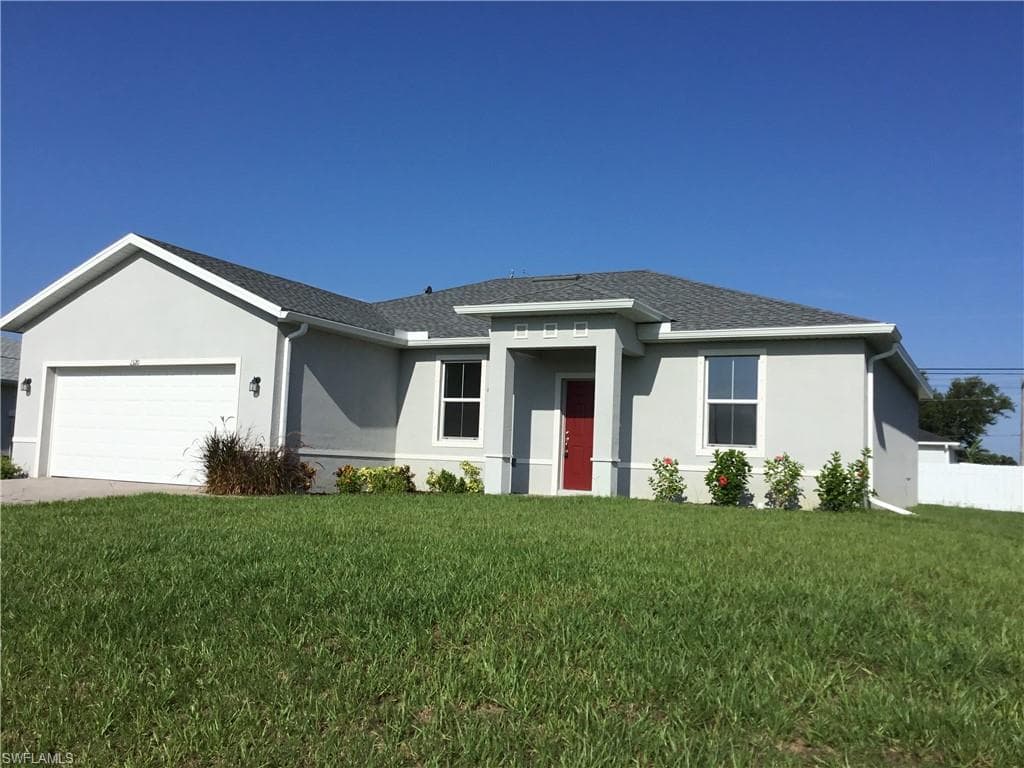 1320 17th AVE CAPE CORAL, FL 33909