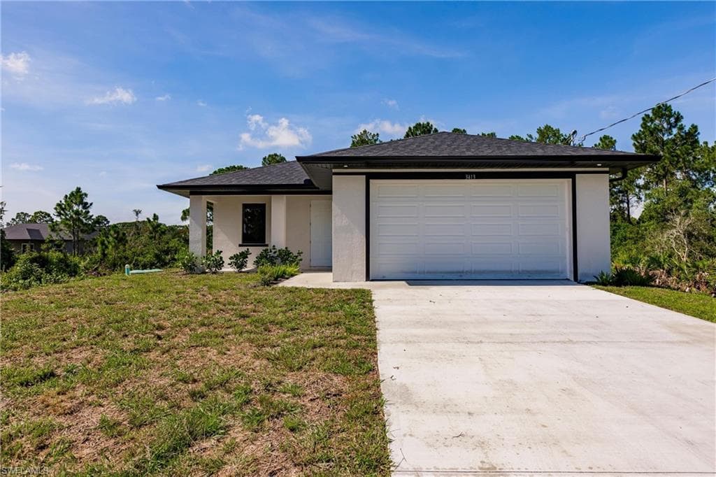 3233 57th ST W LEHIGH ACRES, FL 33971