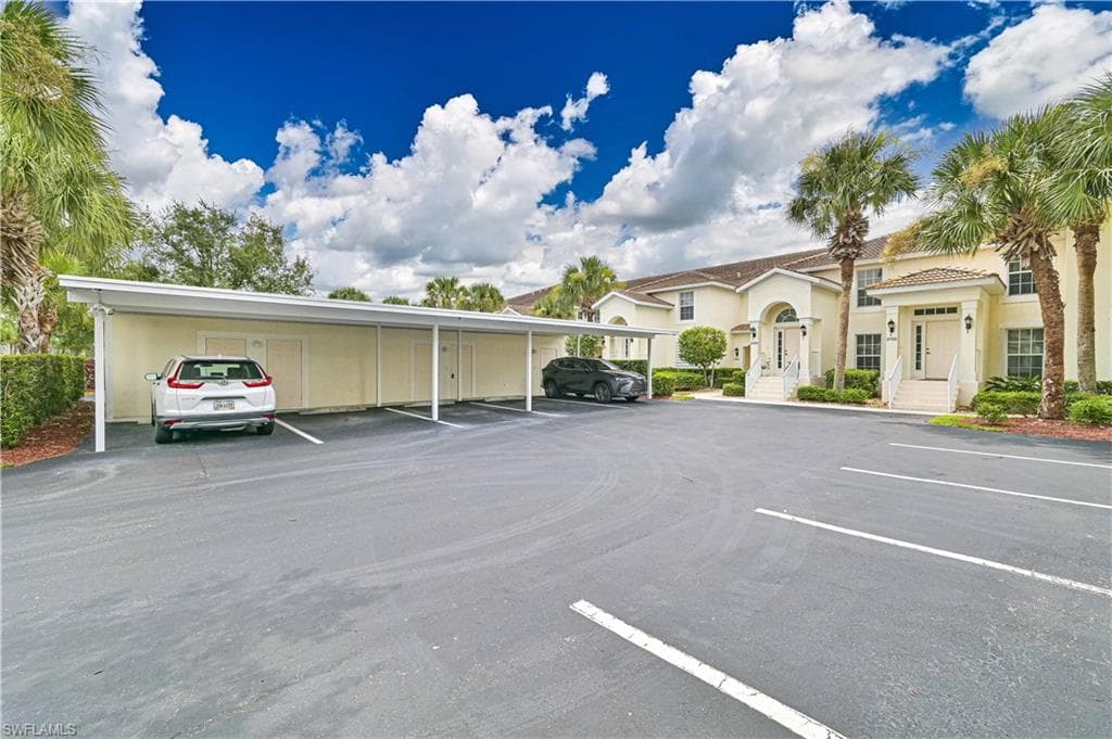 10115 Colonial Country Club BLVD 2104 FORT MYERS, FL 33913