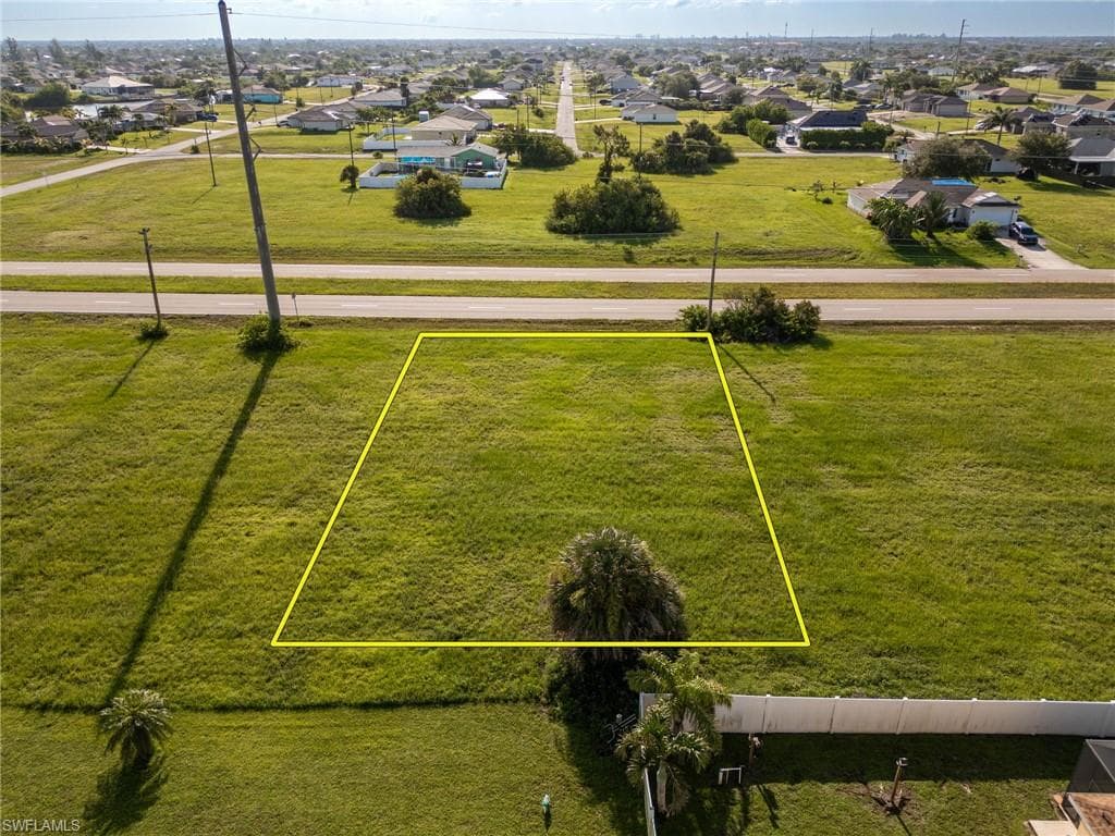 828 El Dorado BLVD N CAPE CORAL, FL 33993