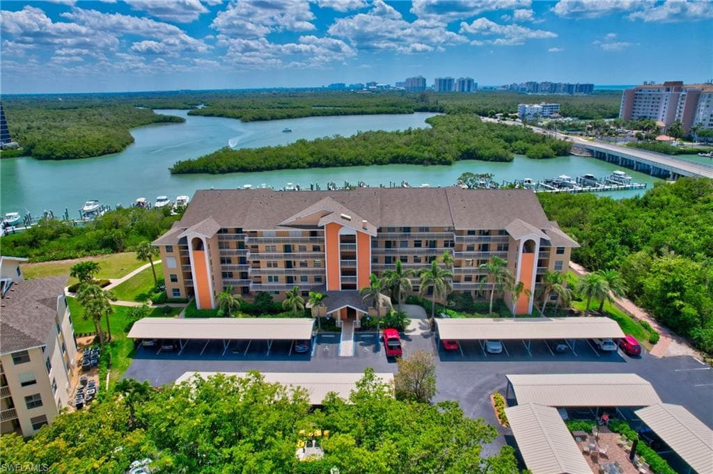 300 Horse Creek DR 107 NAPLES, FL 34110