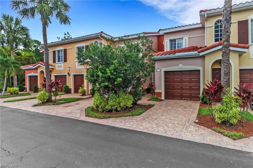 20251 Royal Villagio CT 103 ESTERO, FL 33928