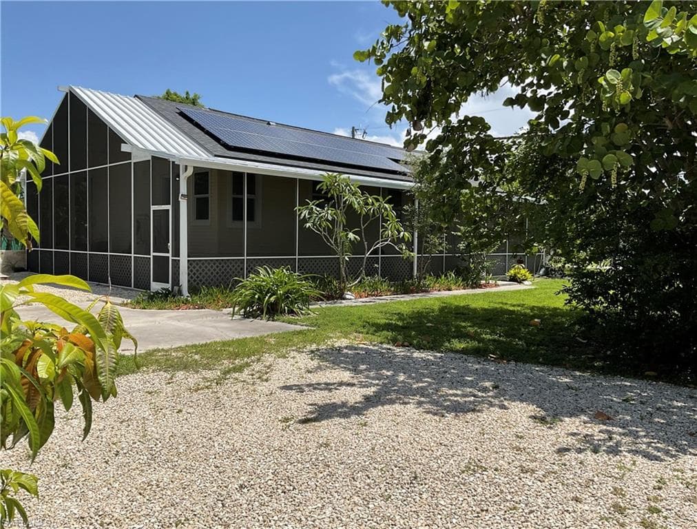 7256 Victory RD BOKEELIA, FL 33922