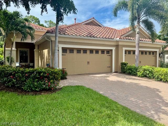 10068 Montevina DR ESTERO, FL 33928