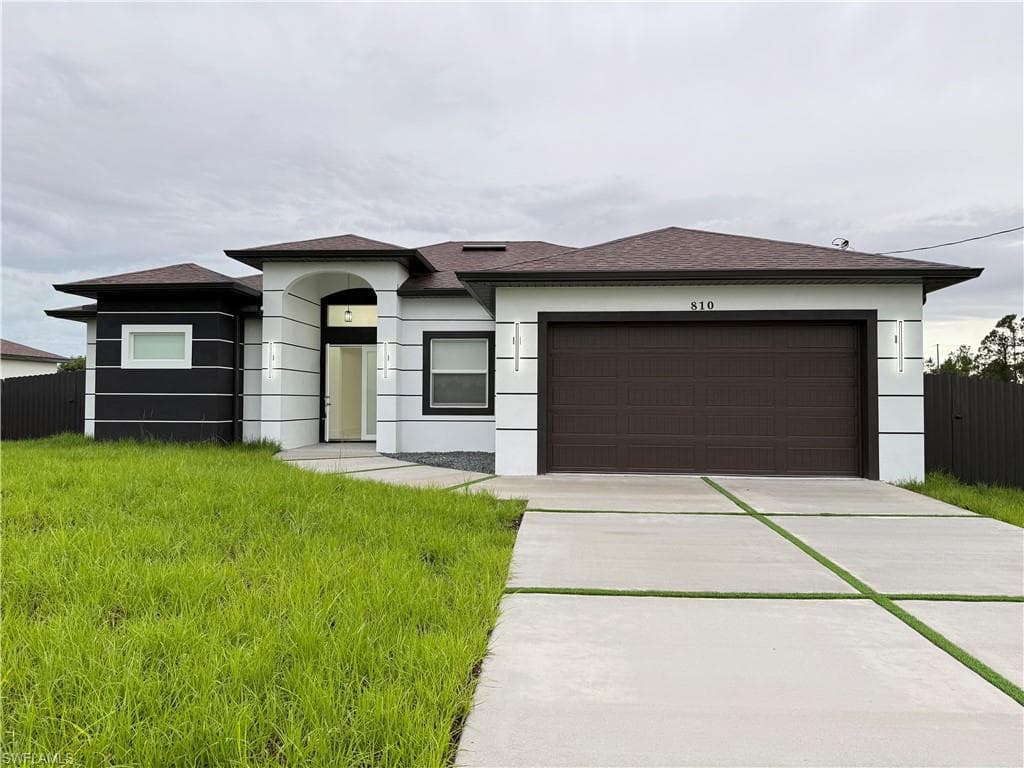 810 Jaguar BLVD LEHIGH ACRES, FL 33974
