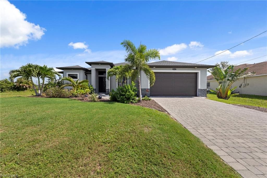 2511 1st ST CAPE CORAL, FL 33993