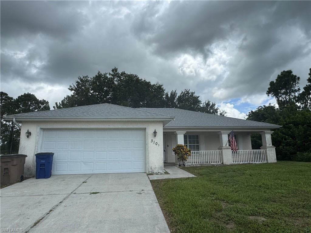3105 44th ST SW LEHIGH ACRES, FL 33976