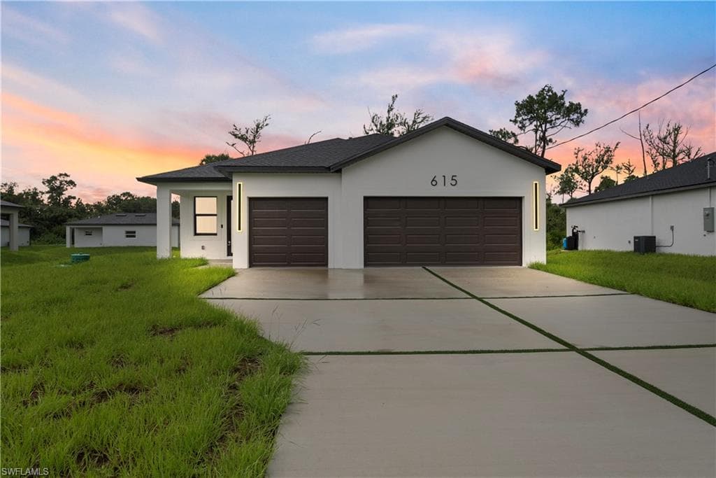 615 Greenbriar BLVD LEHIGH ACRES, FL 33972