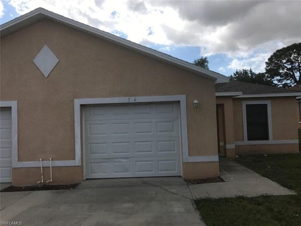 514 SE 6th PL CAPE CORAL, FL 33990