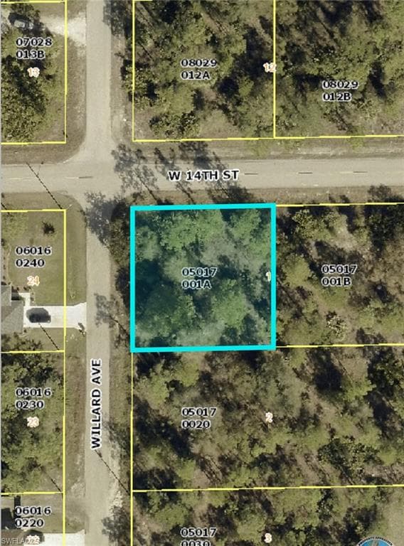 607 14th ST LEHIGH ACRES, FL 33972