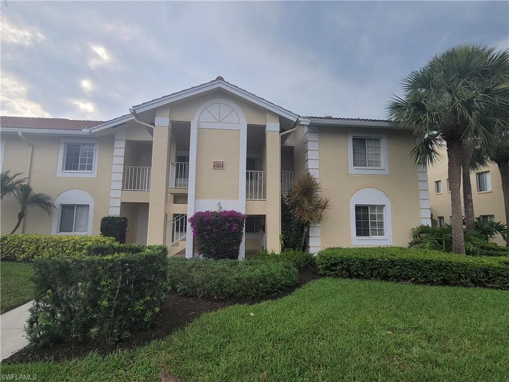 7731 Jewel LN 204 NAPLES, FL 34109