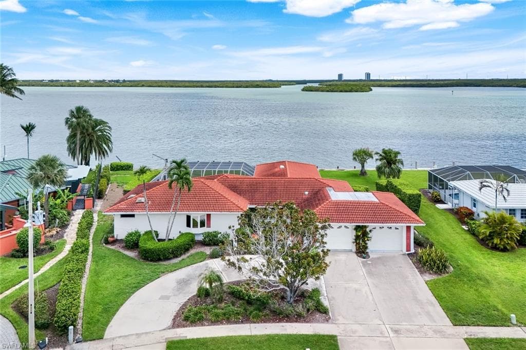 1268 Laurel CT MARCO ISLAND, FL 34145