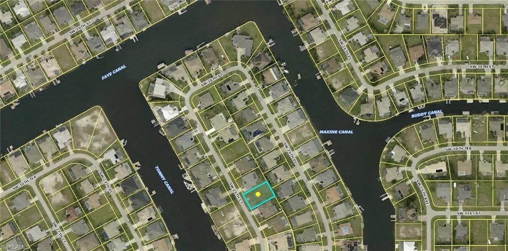 3027 SW 26th CT CAPE CORAL, FL 33914