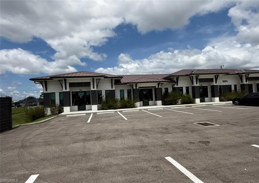 1624 Santa Barbara BLVD CAPE CORAL, FL 33991