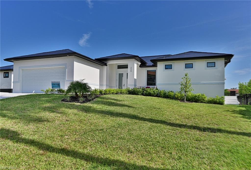 229 3rd ST BONITA SPRINGS, FL 34134