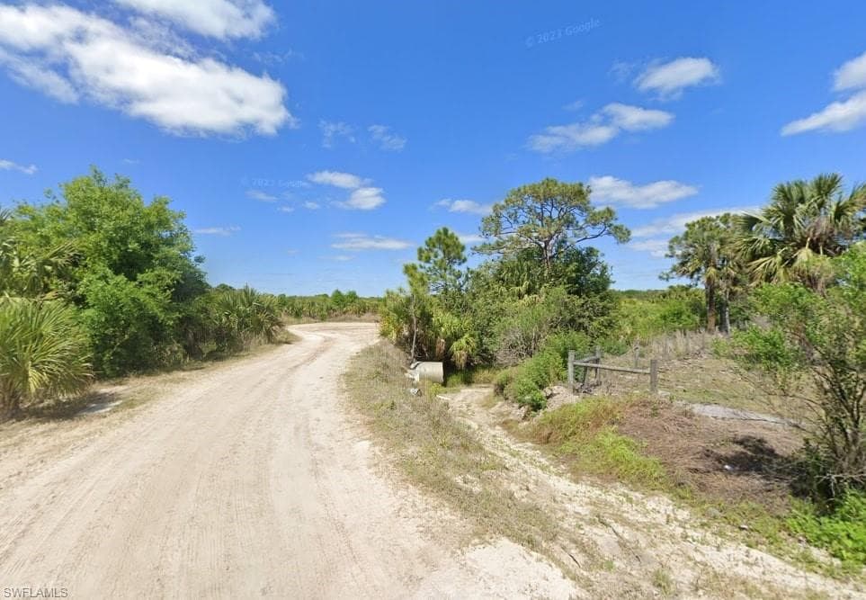 1 ARROWROOT ST INDIANTOWN, FL 34956