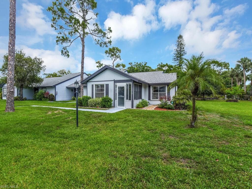 10419 New Bedford CT LEHIGH ACRES, FL 33936