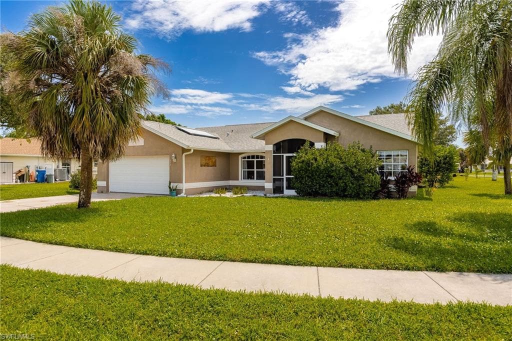 273 Justene CIR LEHIGH ACRES, FL 33936