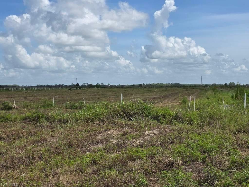 6676 5th RD LABELLE, FL 33935