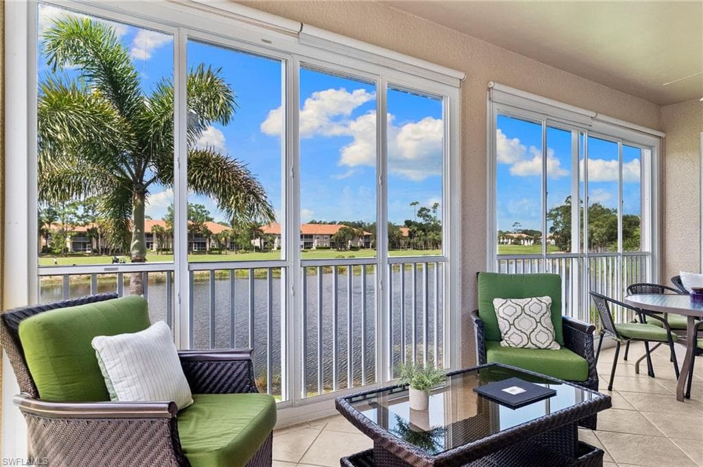 3916 FOREST GLEN BLVD 201 NAPLES, FL 34114