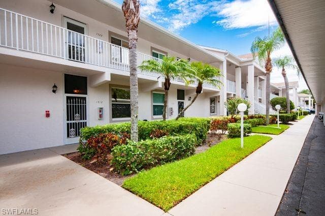 20751 Country Creek DR 1512 ESTERO, FL 33928