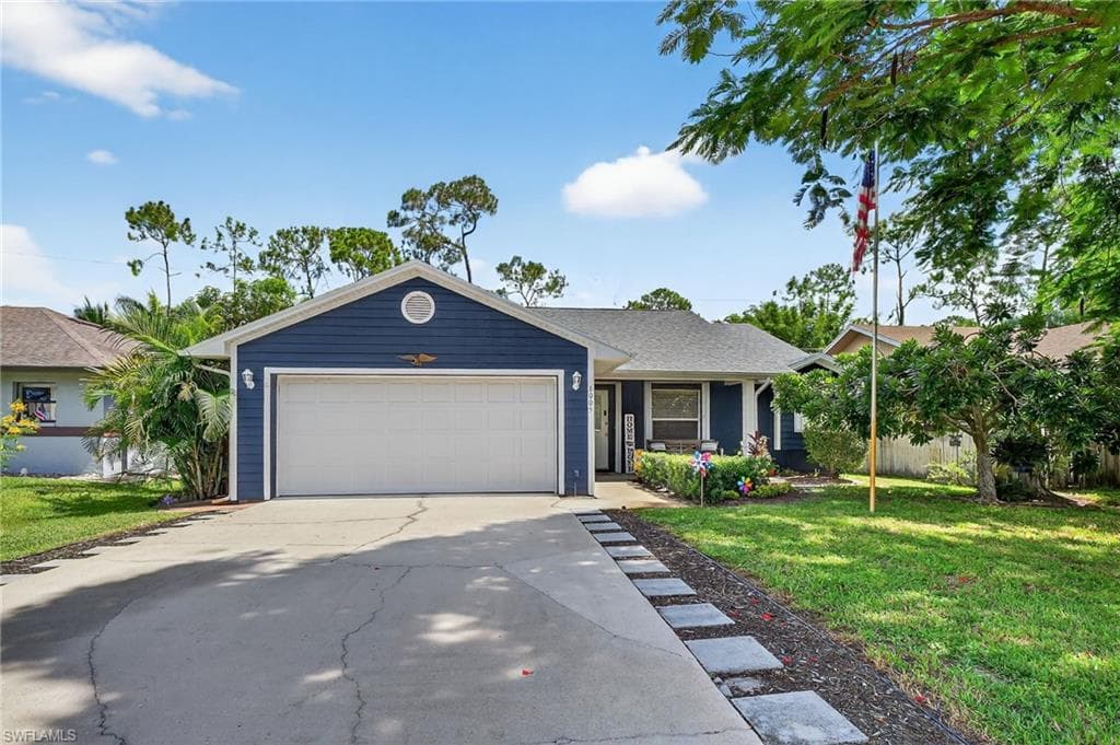 6005 Hollow DR NAPLES, FL 34112