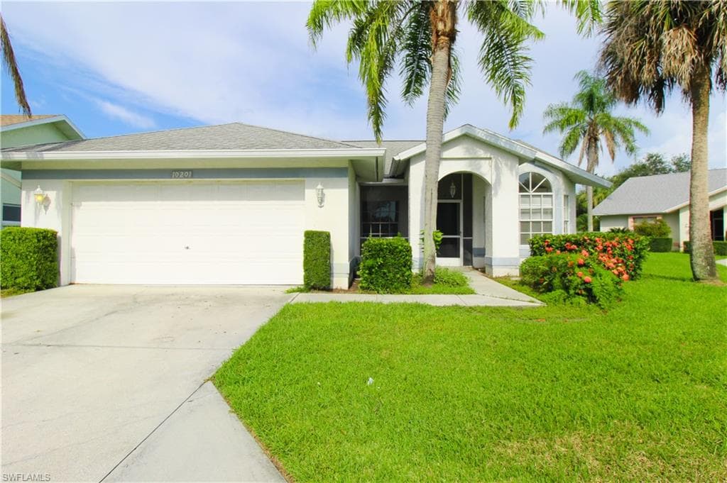 10201 Regent CIR NAPLES, FL 34109