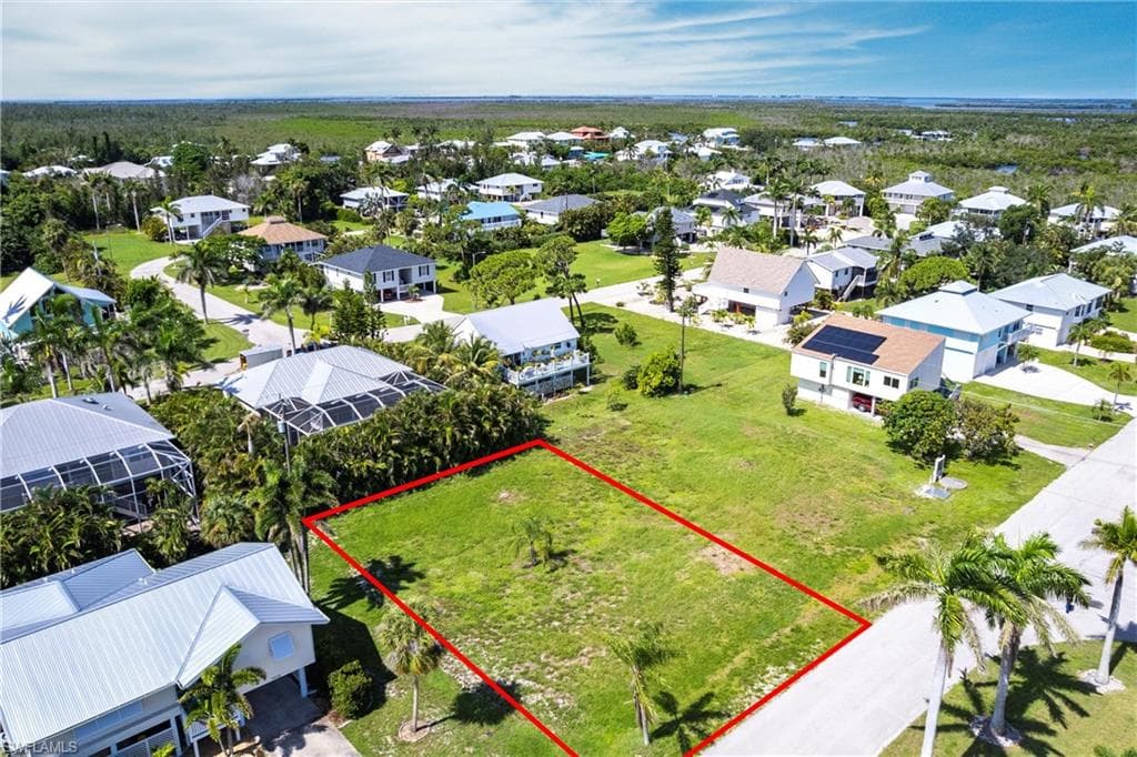 7869 Breakwater CT BOKEELIA, FL 33922