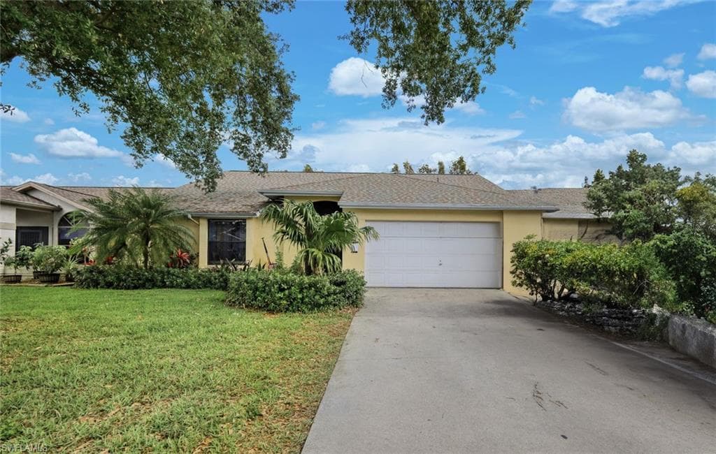 13095 Regent CIR FORT MYERS, FL 33966