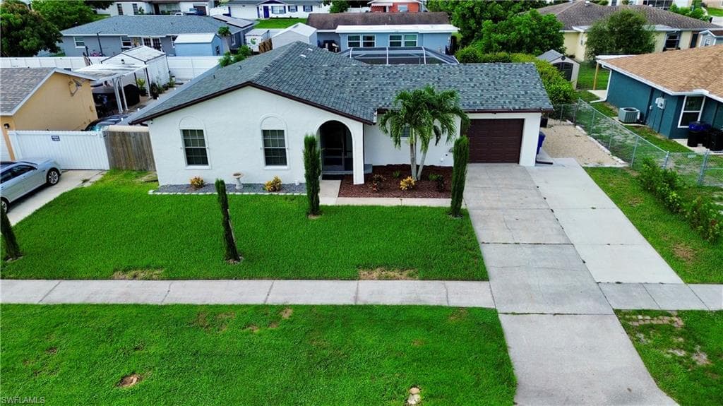 947 Jolly RD NORTH FORT MYERS, FL 33903