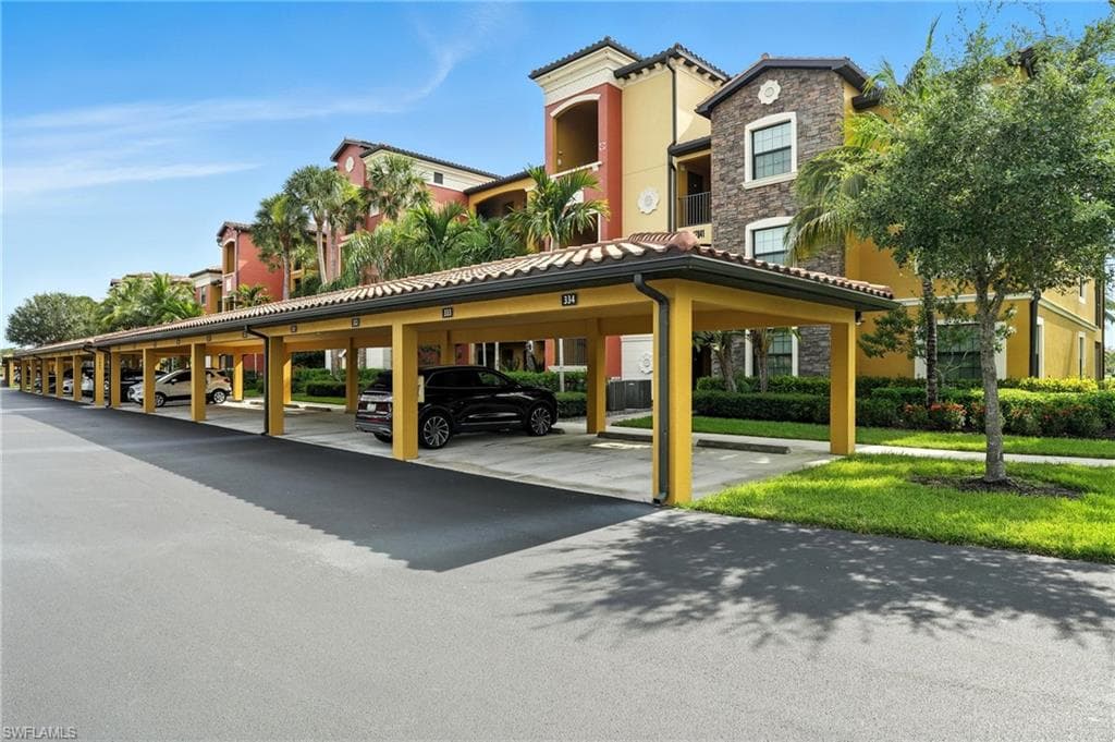 17941 Bonita National BLVD 334 BONITA SPRINGS, FL 34135