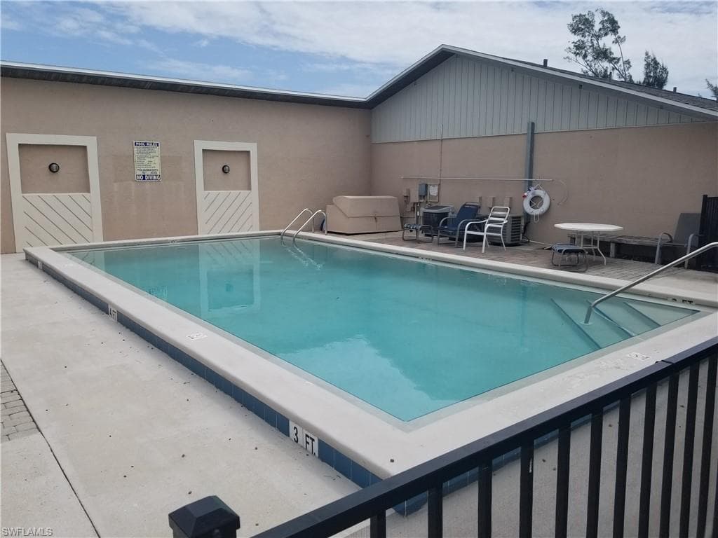 923 Gleason PKWY 2 CAPE CORAL, FL 33914