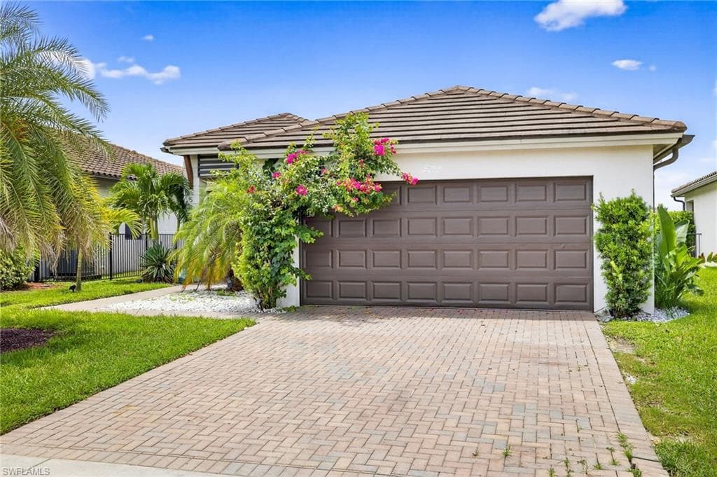 5072 Arancia LN AVE MARIA, FL 34142