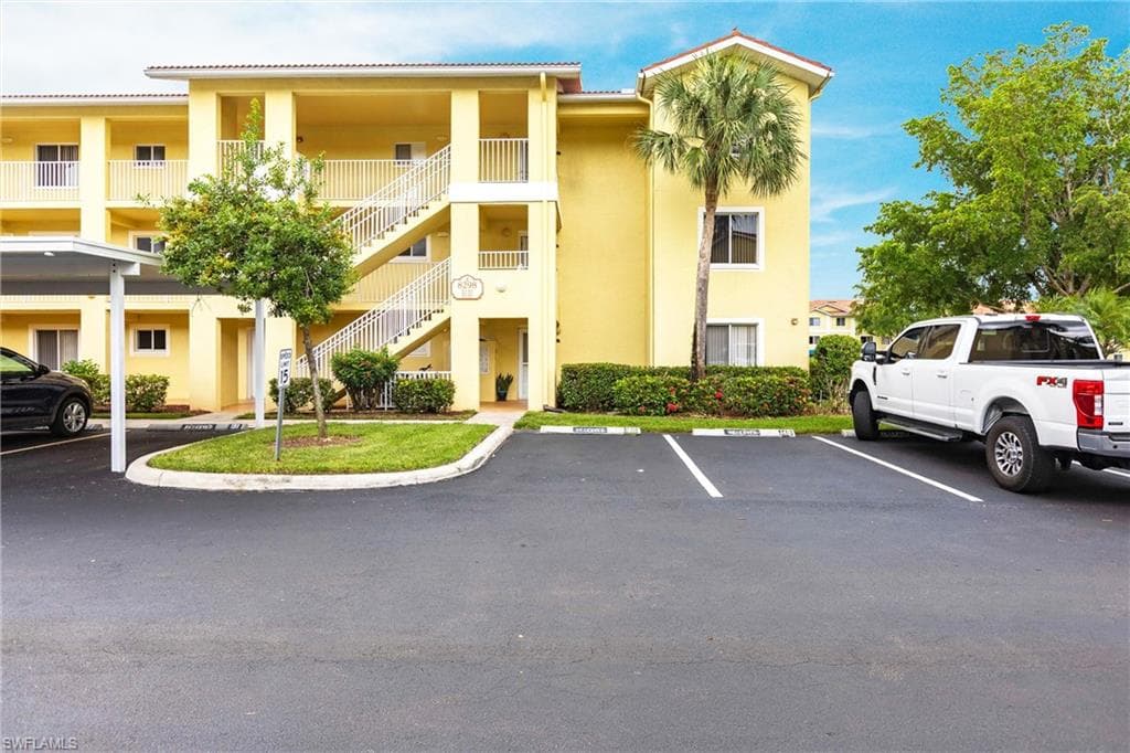 8298 Key Royal LN 421 NAPLES, FL 34119