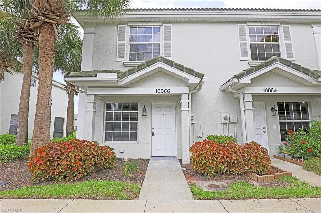 10066 Poppy Hill DR FORT MYERS, FL 33966