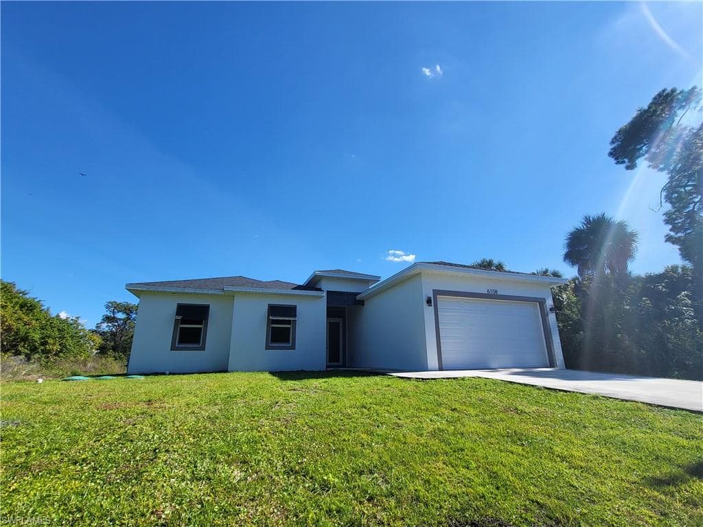 6108 Stratton RD FORT MYERS, FL 33905