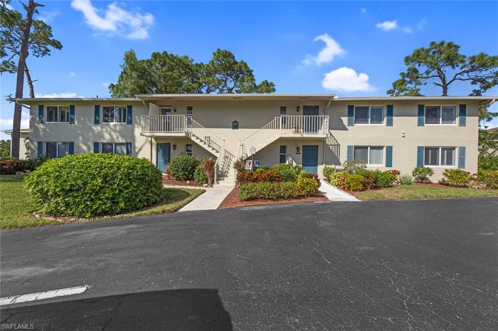 237 Albi RD 4 NAPLES, FL 34112