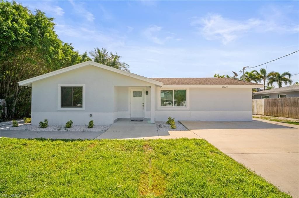 27225 Belle Rio DR BONITA SPRINGS, FL 34135