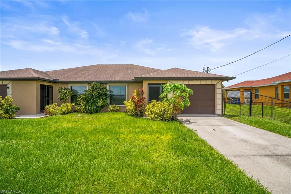 1530 gretchen AVE S LEHIGH ACRES, FL 33973