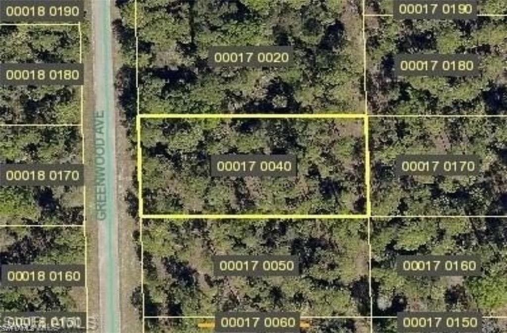 1712 Greenwood AVE LEHIGH ACRES, FL 33183