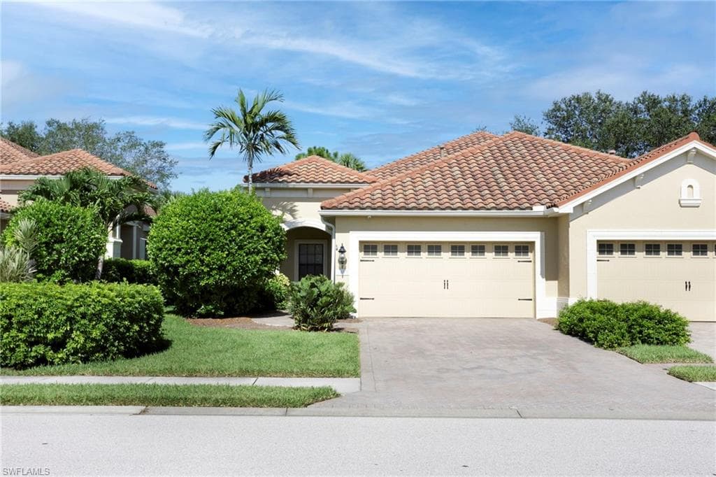 4573 Waterscape LN FORT MYERS, FL 33966
