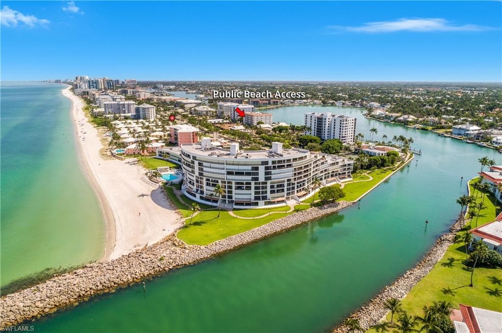 2600 Gulf Shore BLVD N 52 NAPLES, FL 34103