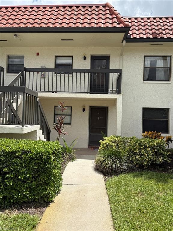 4346 27th CT SW 102 NAPLES, FL 34116