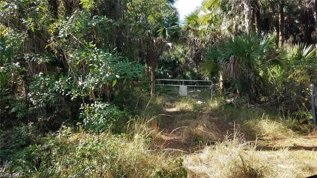 1975 Everglades BLVD S NAPLES, FL 34117