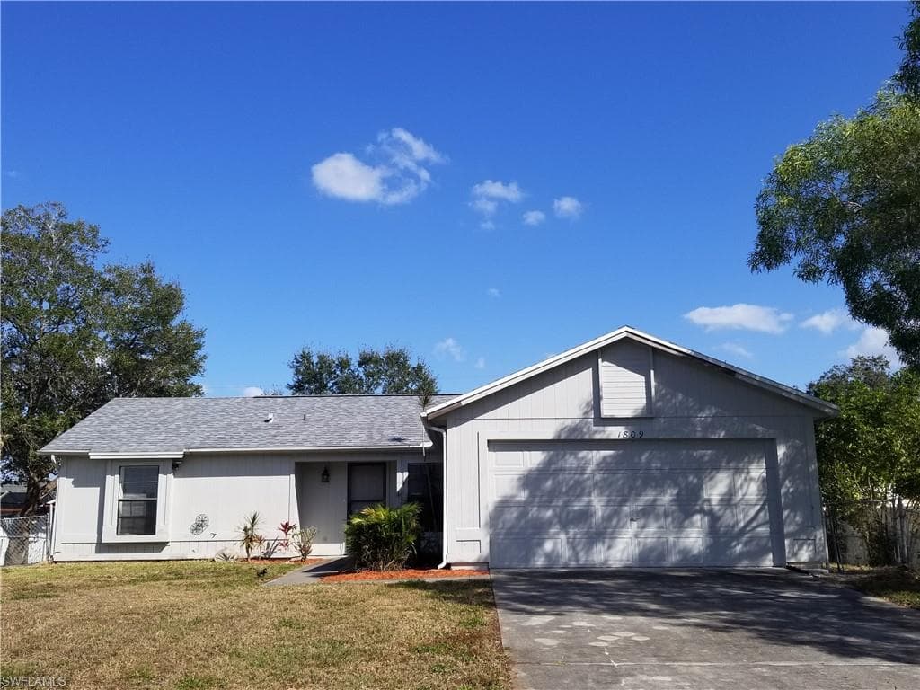 1809 SW 3rd AVE CAPE CORAL, FL 33991