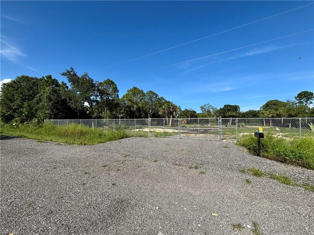 235 S Palomino ST CLEWISTON, FL 33440
