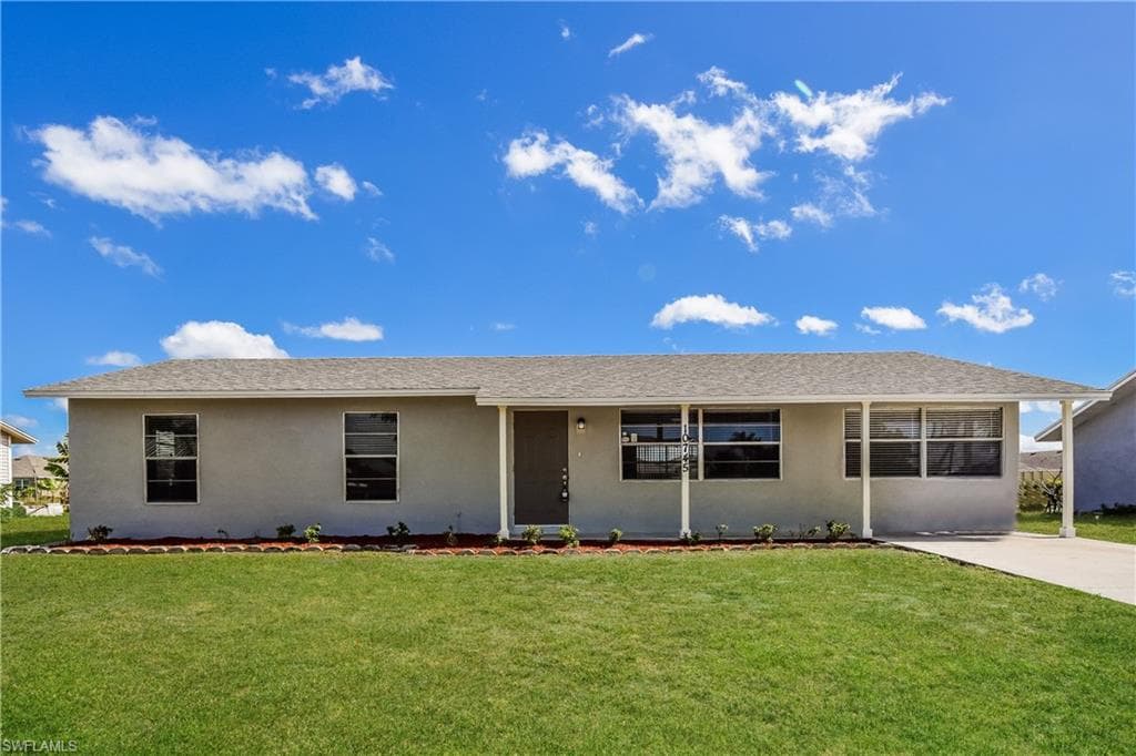 10745 Cocoatree CT LEHIGH ACRES, FL 33936