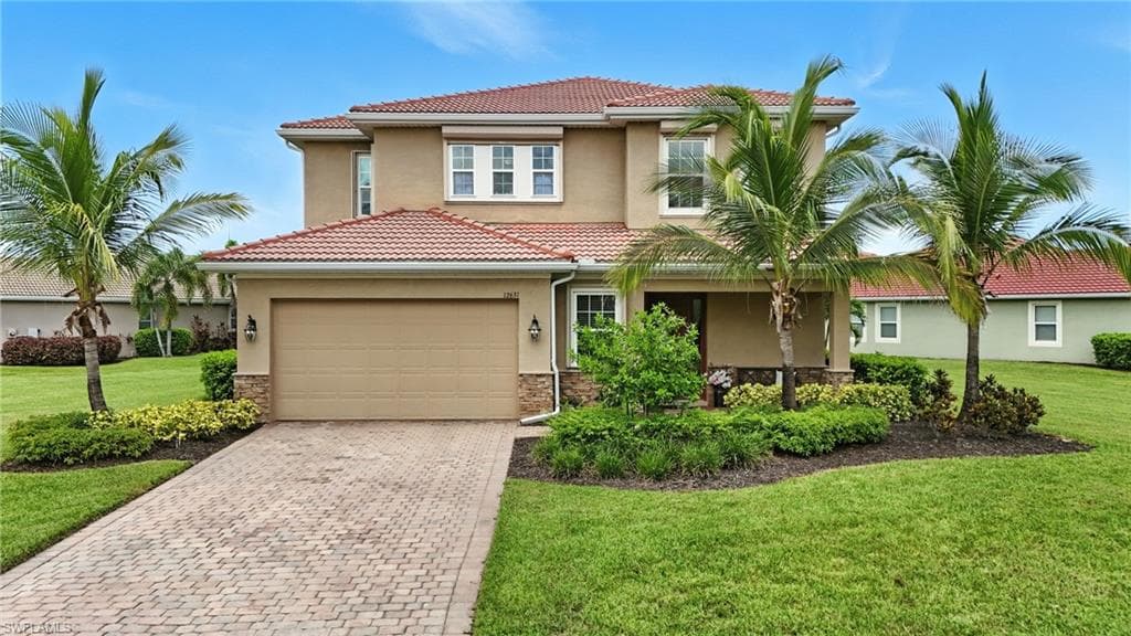 12631 Blue Banyon CT NORTH FORT MYERS, FL 33903